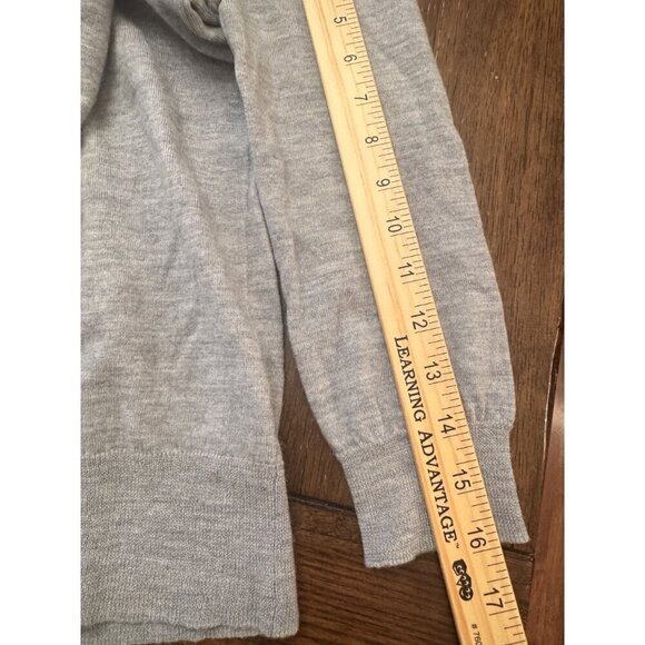 J. Crew Women's Gray Merino Wool Lightweight Crewneck Sweater Size S EUC - Picture 8 of 8